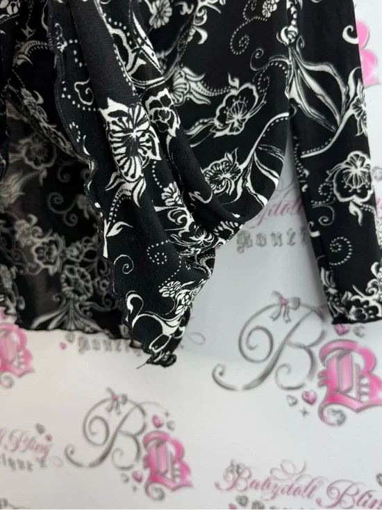 Long sleeve Black & White Long Sleeve Floral Drape Neck Women's Top Lightweight - Picture 4 of 7